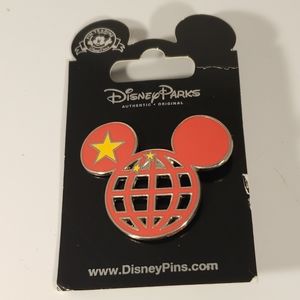 Disney Pin Authentic
